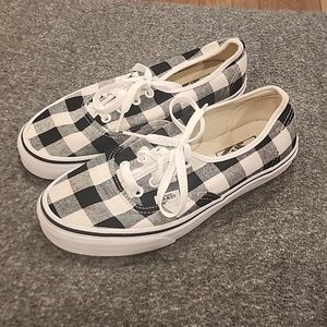 Women's Vans Size 7 1/2